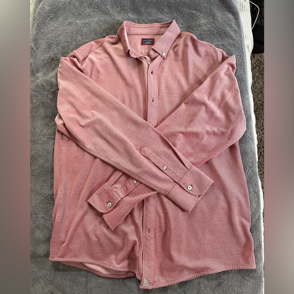 Men’s long sleeve UNTUCKit shirt